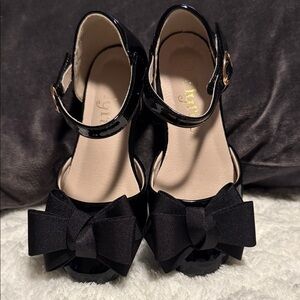 Elegant Black Bow Girls Shoe